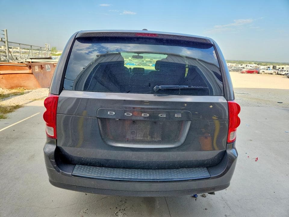 2018 DODGE GRAND CARAVAN SE 6