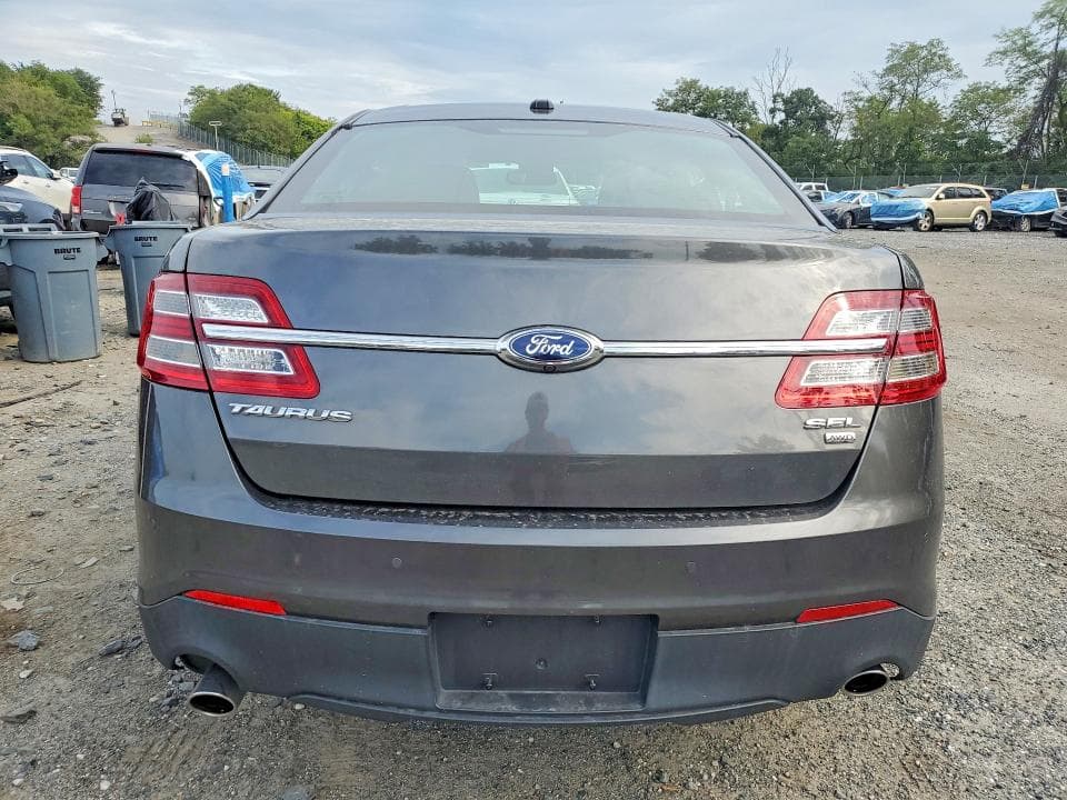 2017 FORD TAURUS SEL 6