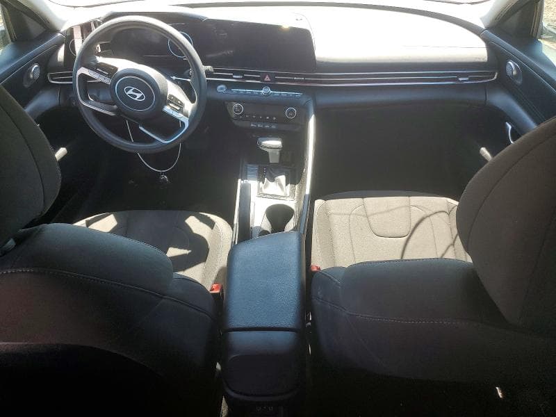2024 HYUNDAI ELANTRA SEL 8