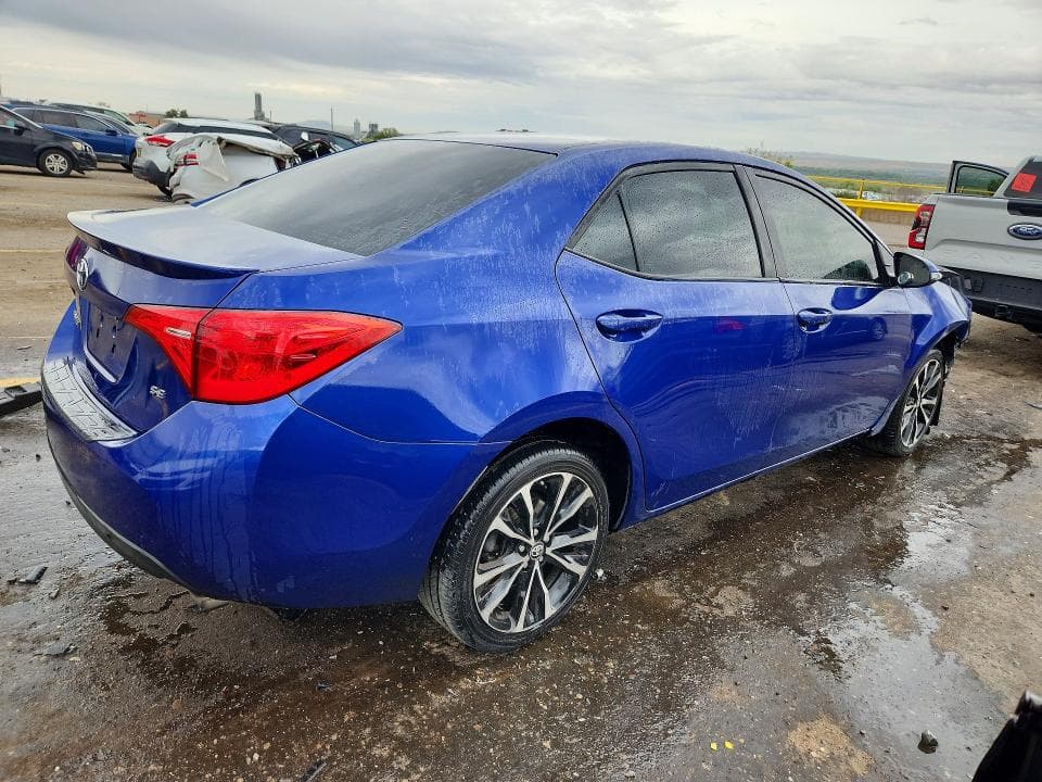 2018 TOYOTA COROLLA SE 3