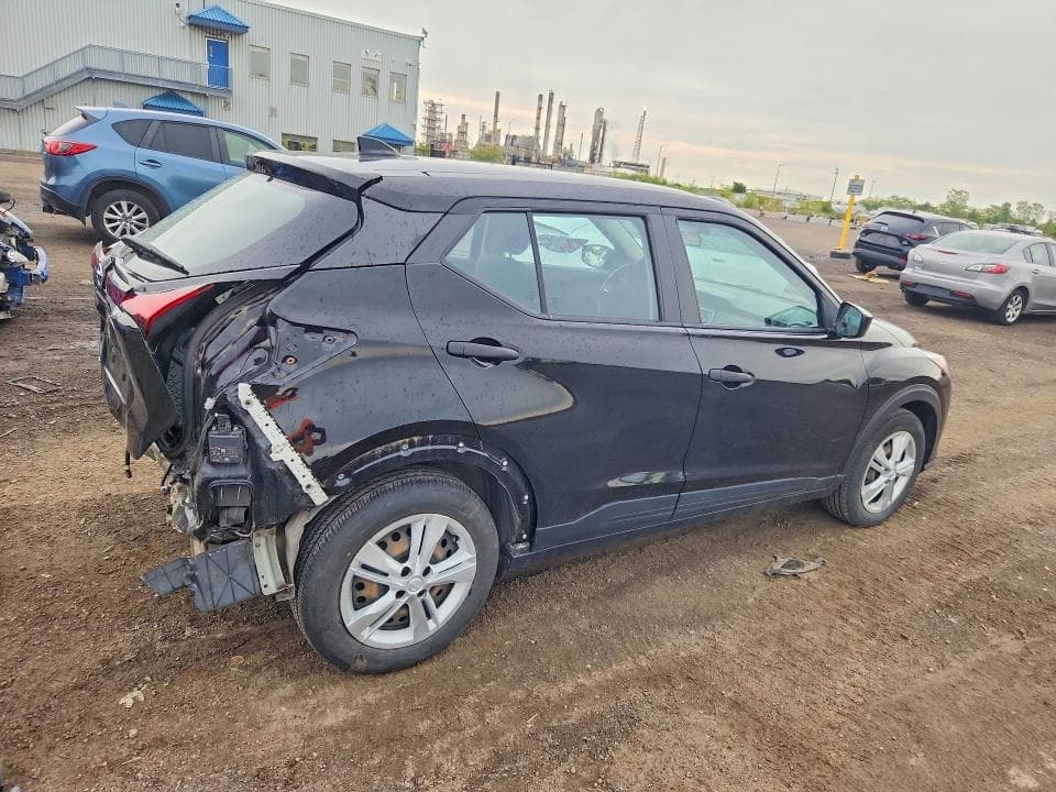 2021 NISSAN KICKS S 3