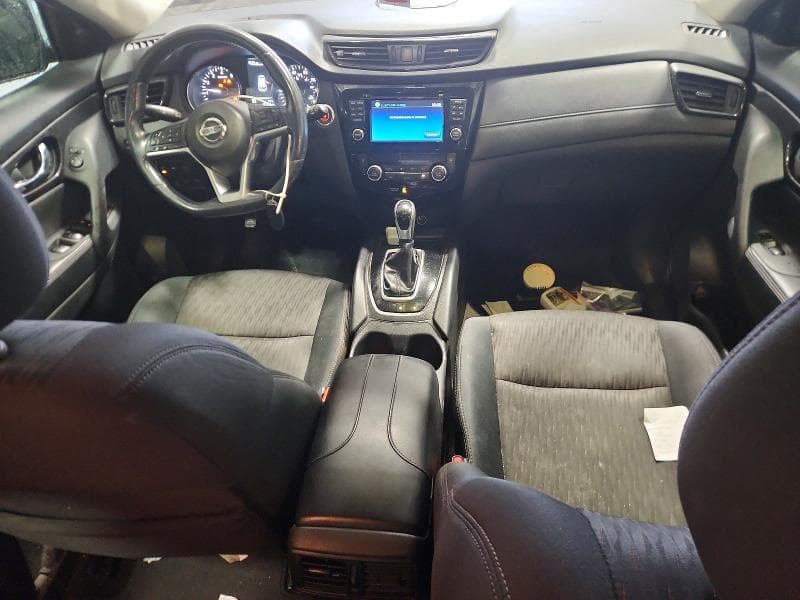 2017 NISSAN ROGUE SV 8