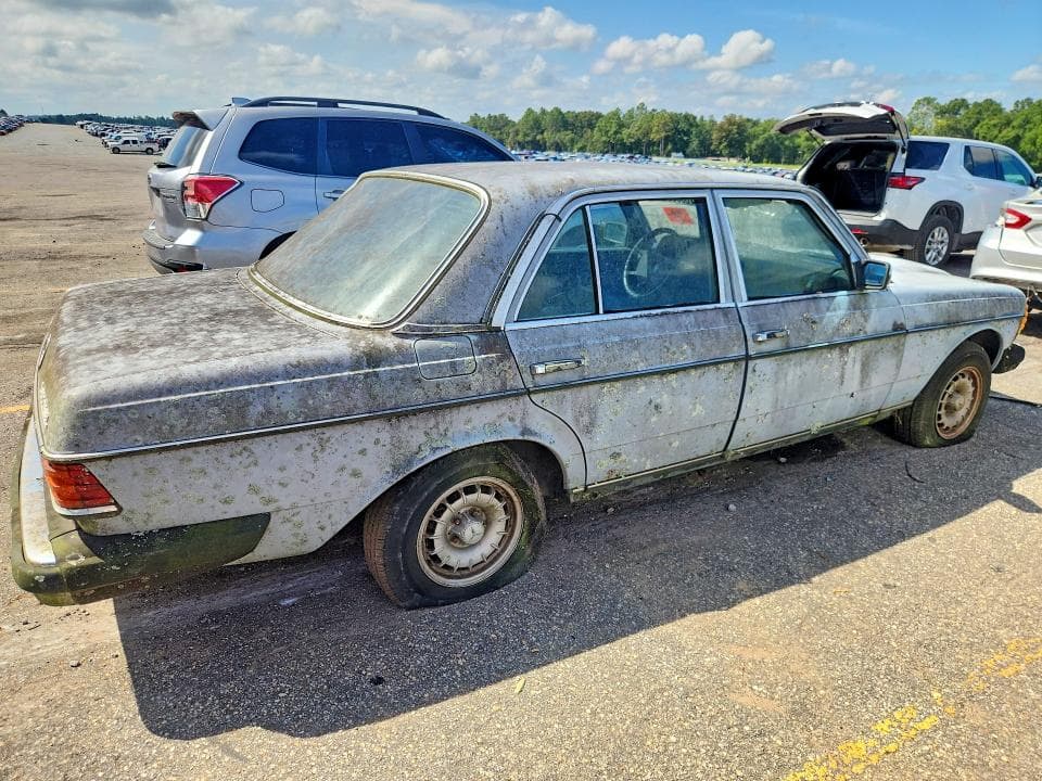 1984 MERCEDES-BENZ 300 DT 3