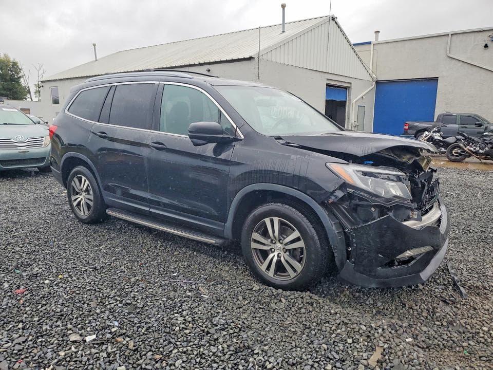 2017 HONDA PILOT EXL 4