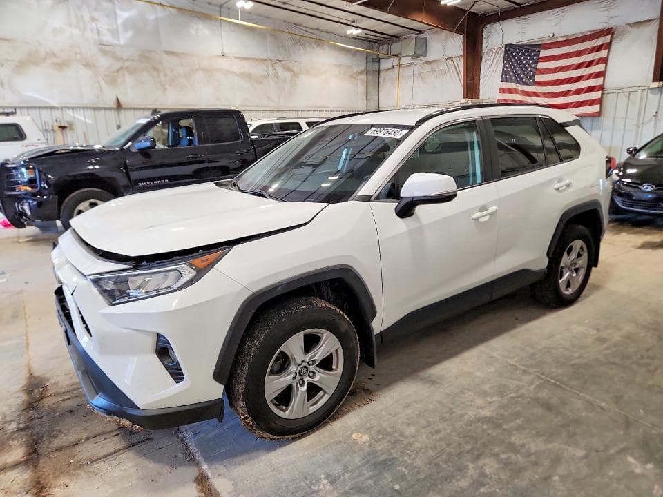 2020 TOYOTA RAV4 XLE - 1