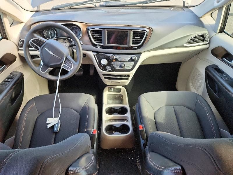 2018 CHRYSLER PACIFICA L 8