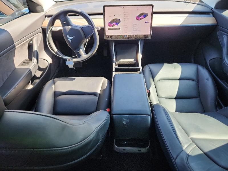 2018 TESLA MODEL 3 8