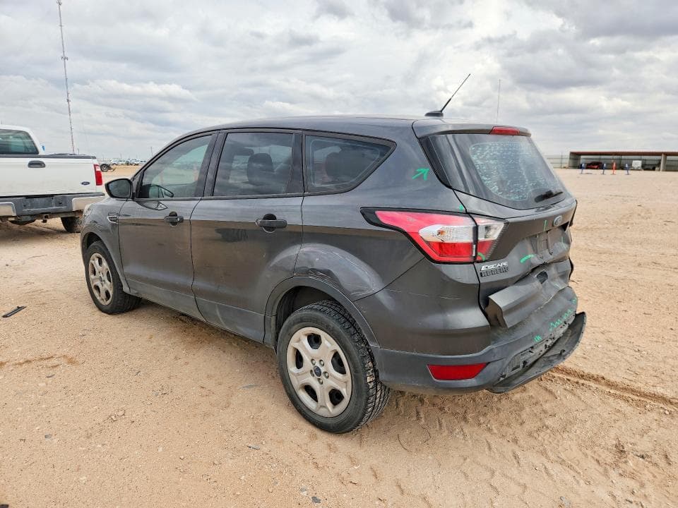 2018 FORD ESCAPE S 2