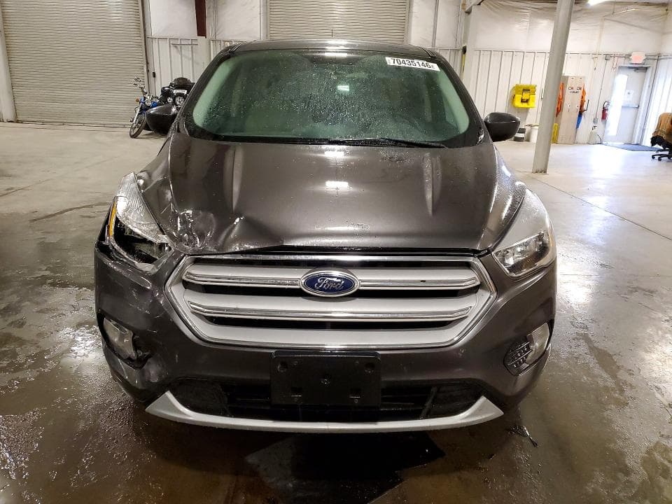2017 FORD ESCAPE SE 5