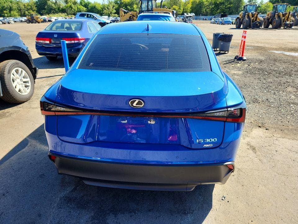 2021 LEXUS IS 300 6