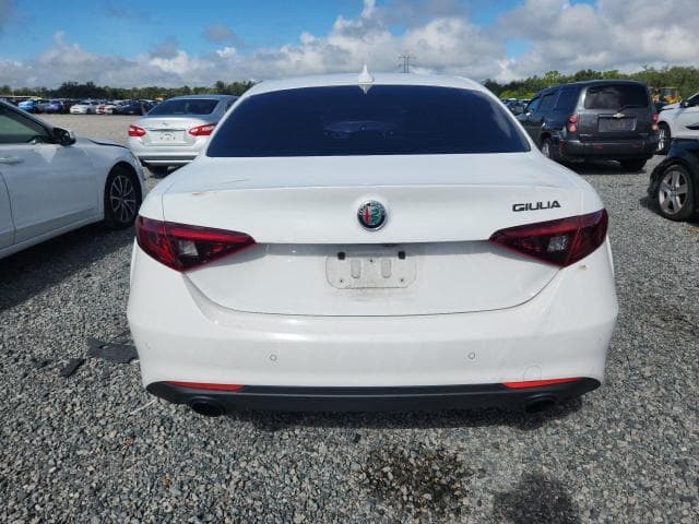 2020 ALFA ROMEO GIULIA 6