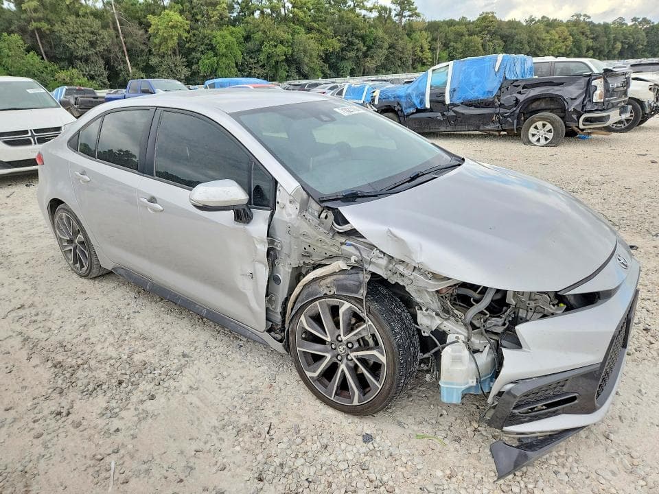 2020 TOYOTA COROLLA SE 4