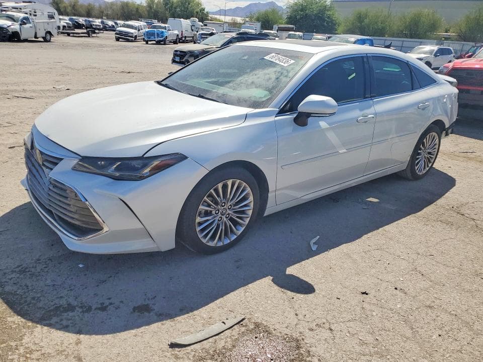 2019 TOYOTA AVALON LIMITED - 1