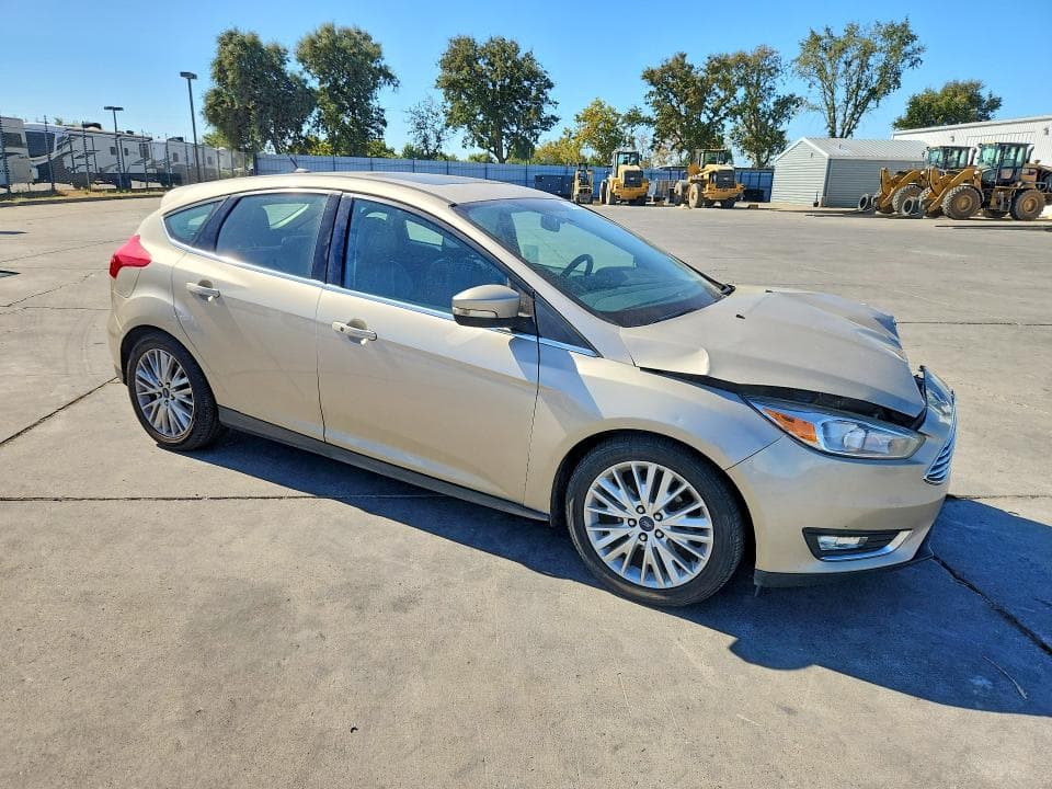 2018 FORD FOCUS TITANIUM 4