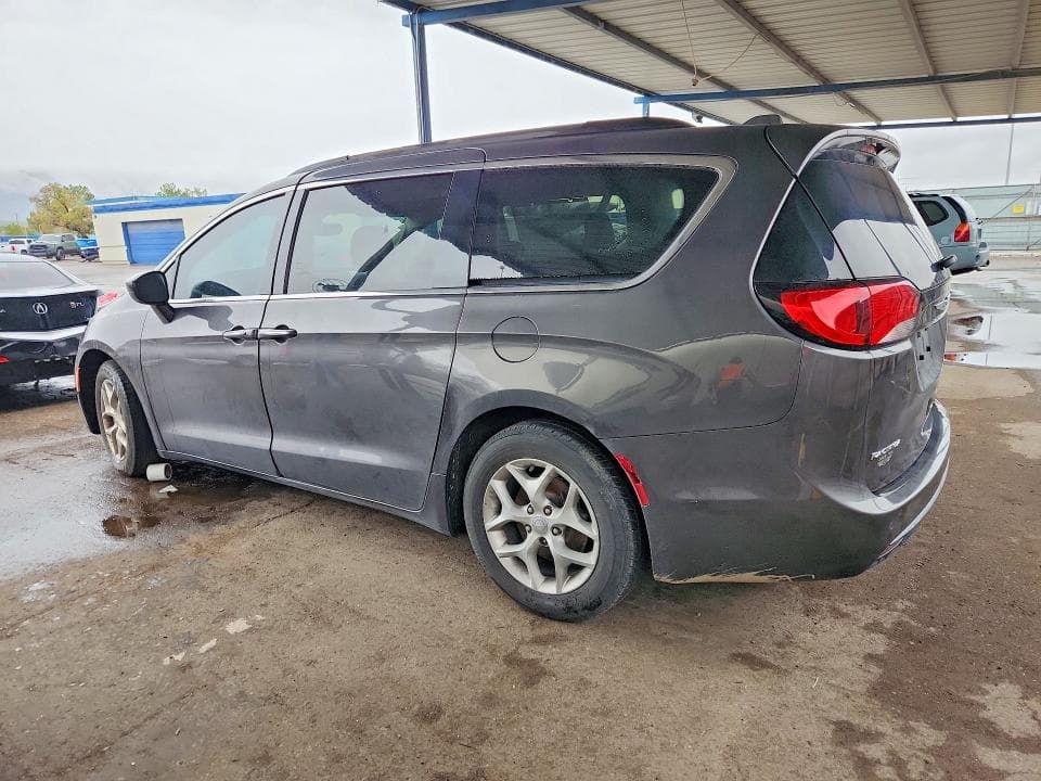 2019 CHRYSLER PACIFICA TOURING PLUS 2