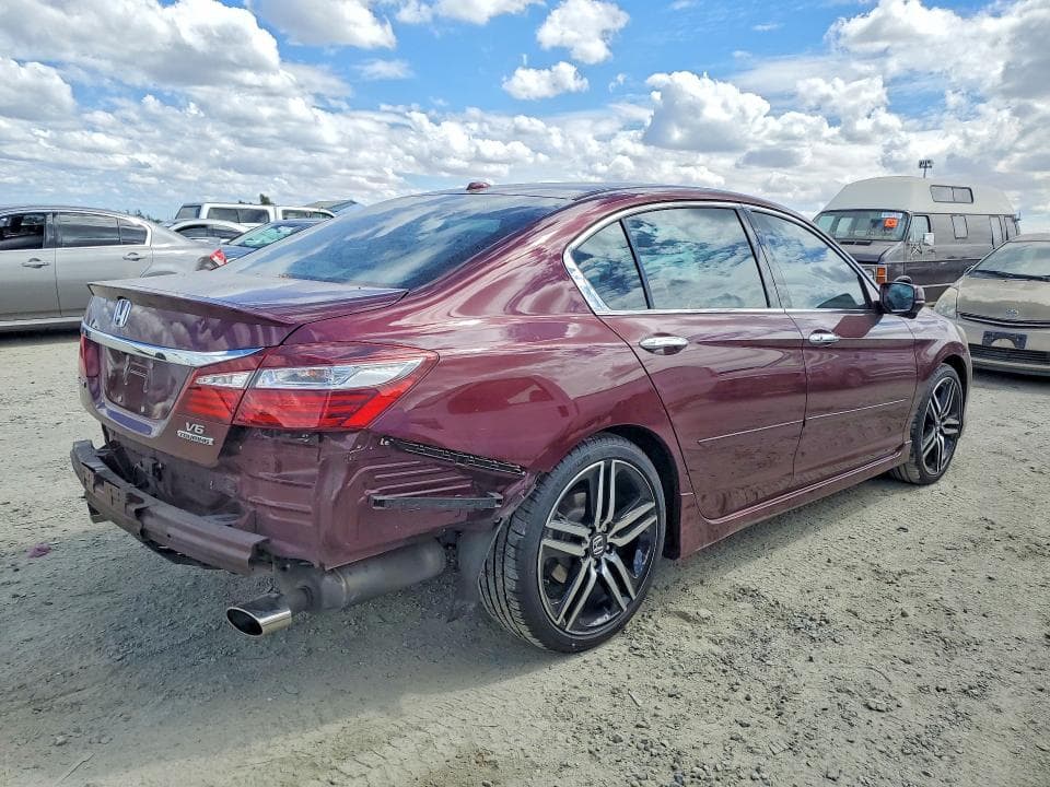 2017 HONDA ACCORD TOURING 3