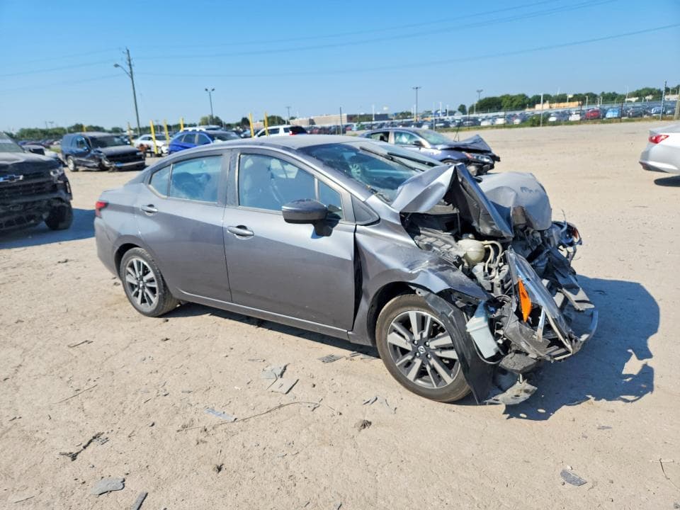2021 NISSAN VERSA SV 4
