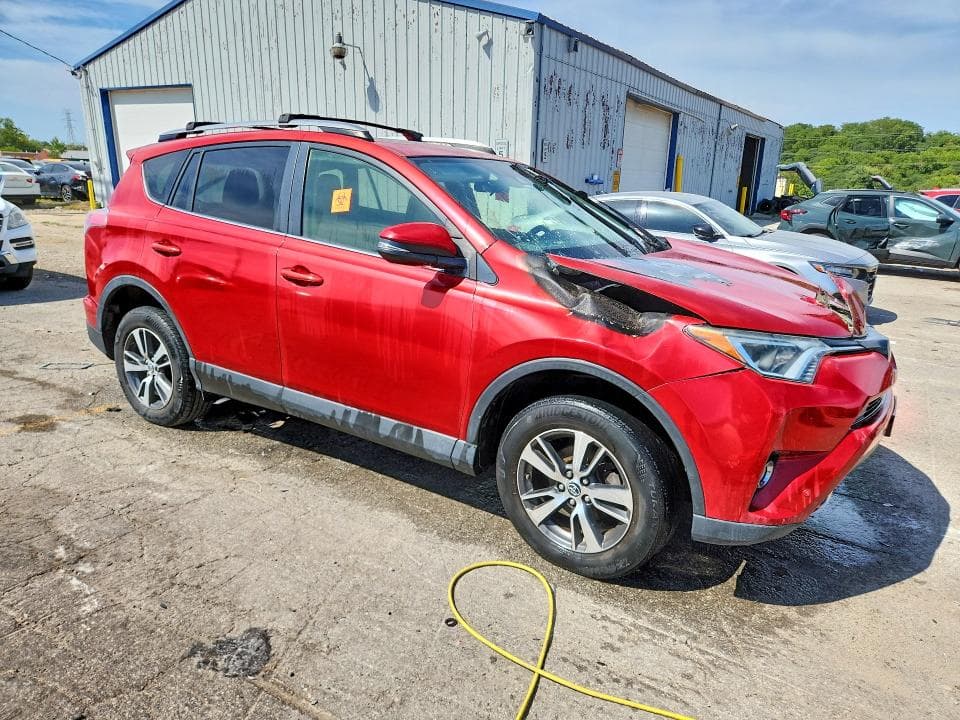 2017 TOYOTA RAV4 XLE 4