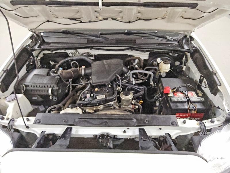 2022 TOYOTA TACOMA SR 11