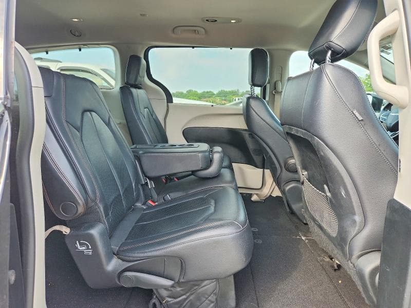 2018 CHRYSLER PACIFICA TOURING L 11
