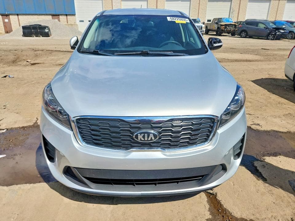 2019 KIA SORENTO L 5