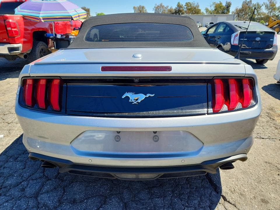 2020 FORD MUSTANG 6