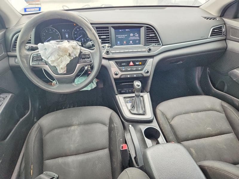 2018 HYUNDAI ELANTRA SEL 8