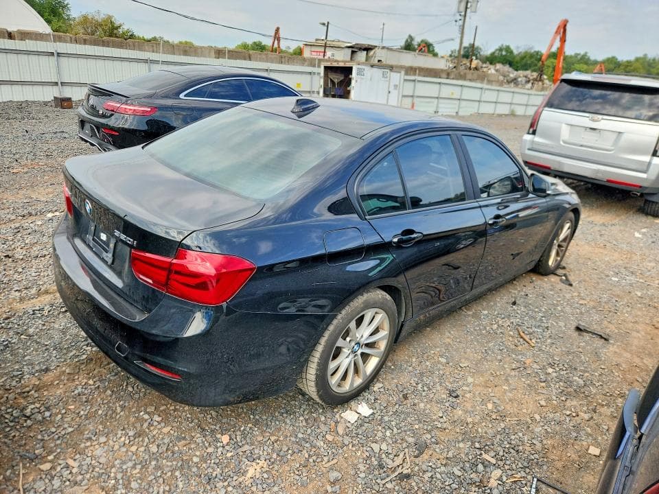 2018 BMW 320 XI 3