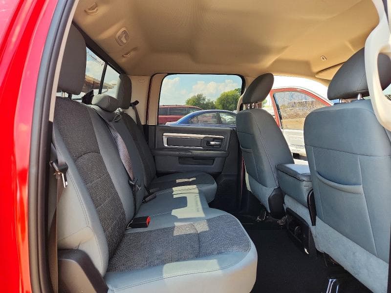 2019 RAM 1500 CLASSIC SLT 10