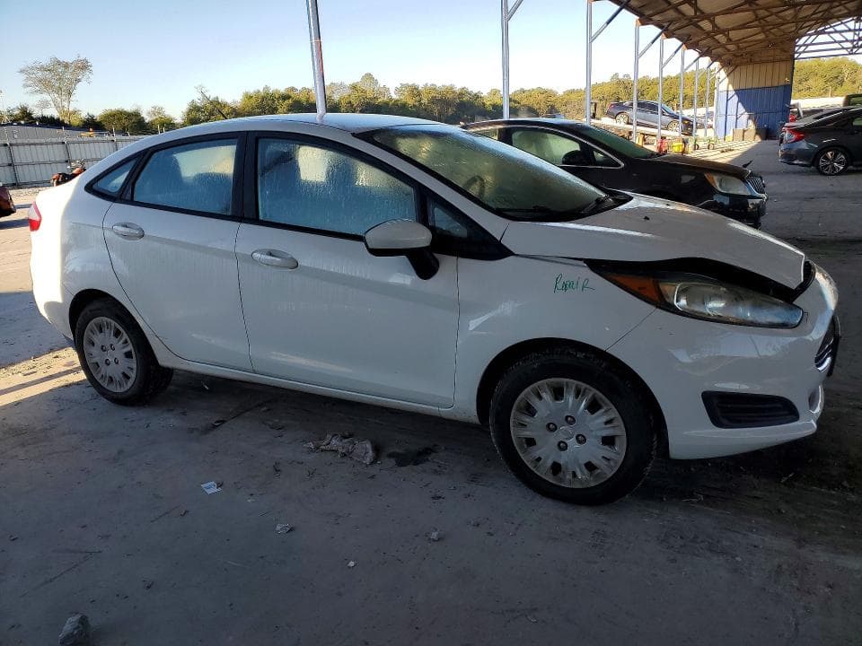 2017 FORD FIESTA S 4