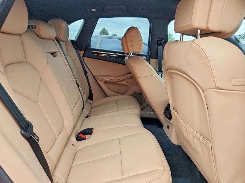 2026 PORSCHE MACAN BASE 11