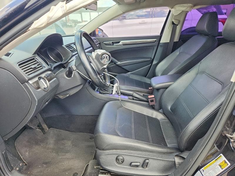 2017 VOLKSWAGEN PASSAT SE 7