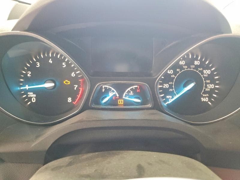 2017 FORD ESCAPE SE 9