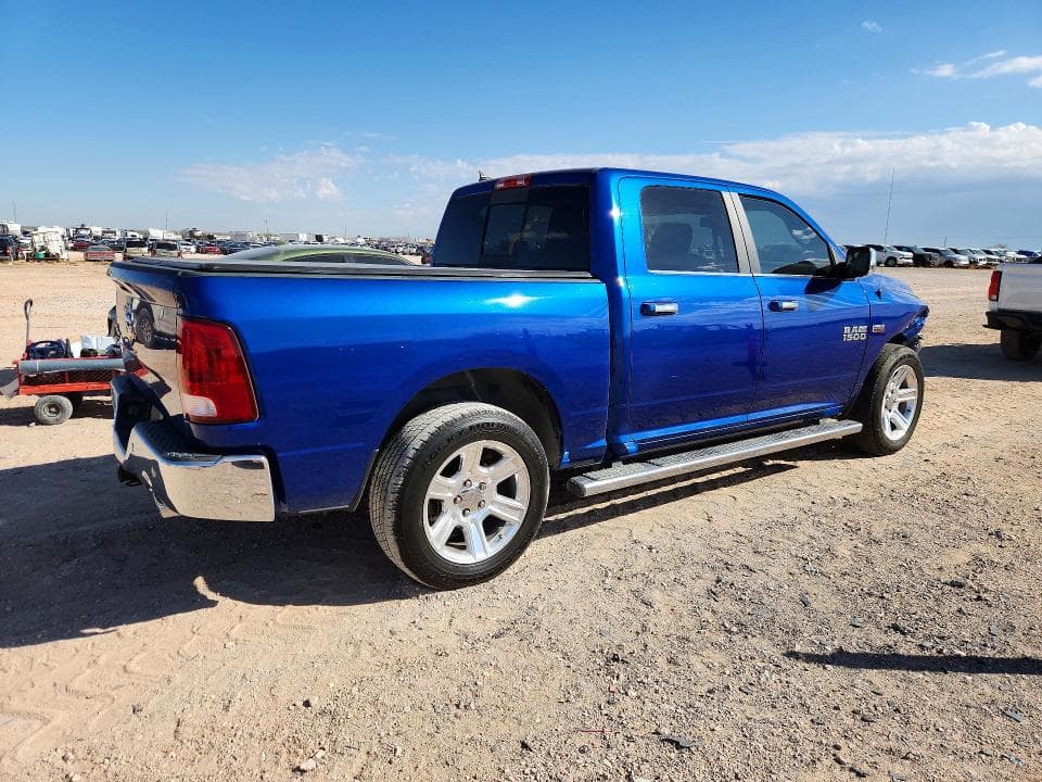 2017 RAM 1500 SLT 3