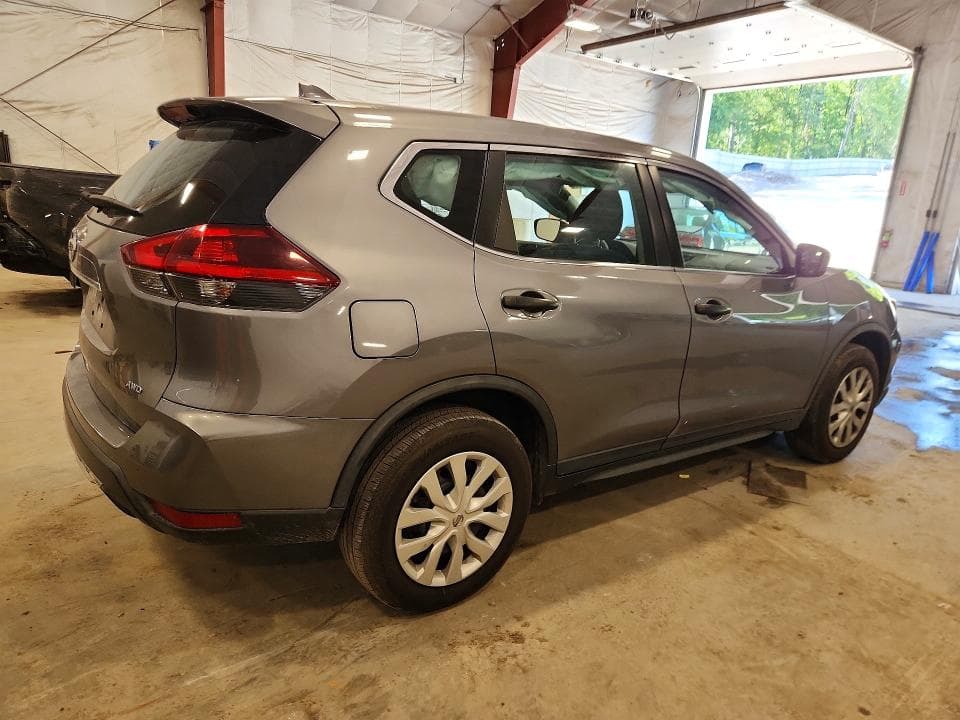 2018 NISSAN ROGUE S 3