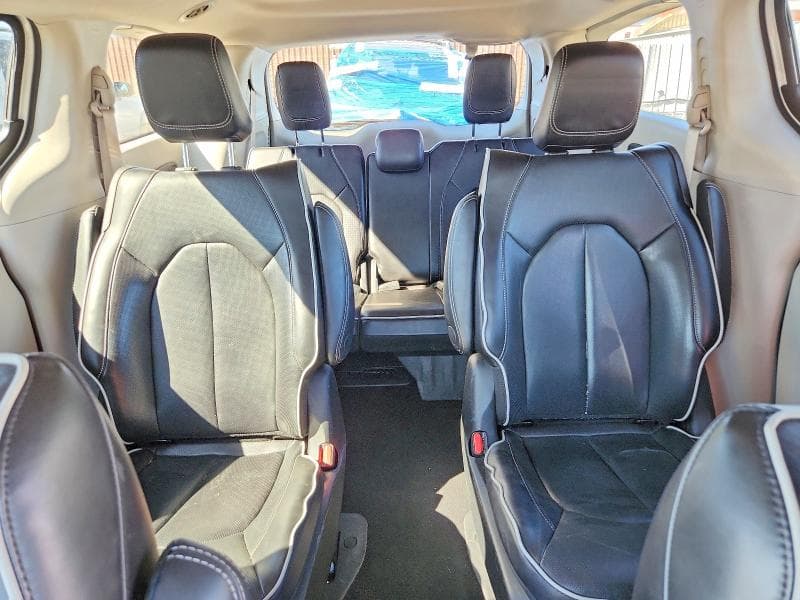 2023 CHRYSLER PACIFICA HYBRID LIMITED 10