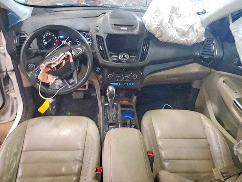 2018 FORD ESCAPE TITANIUM 8