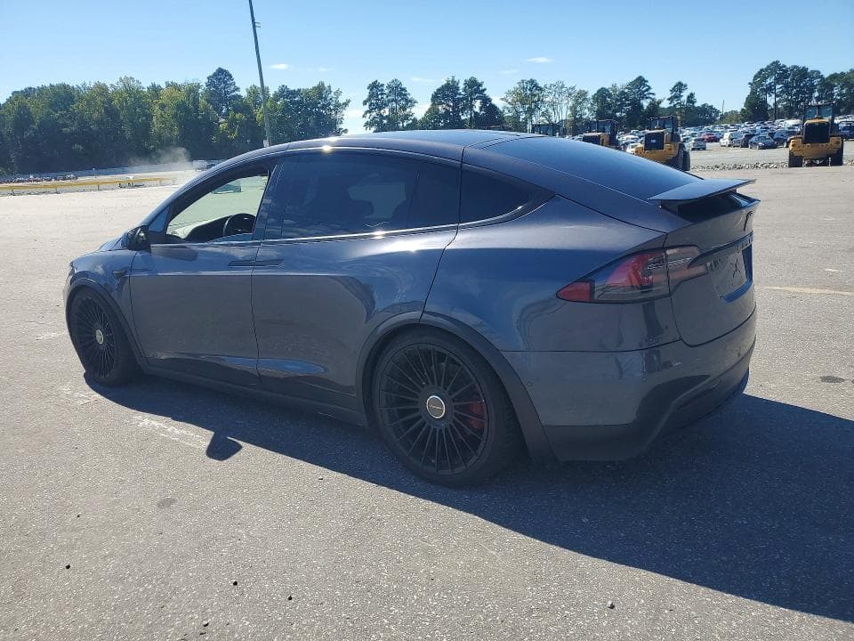2021 TESLA MODEL X 2