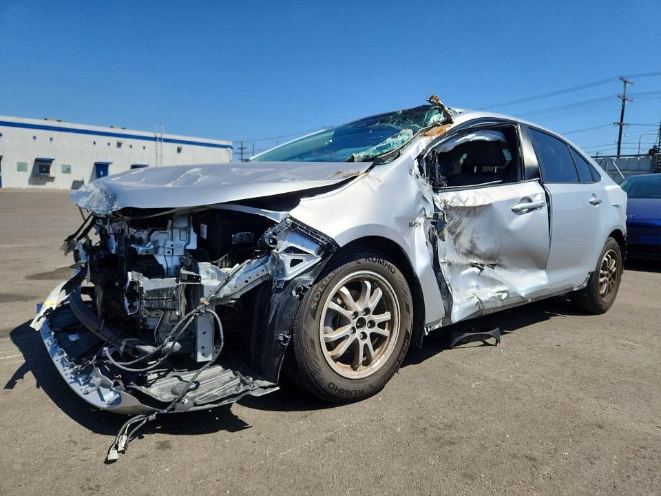 2020 TOYOTA COROLLA LE - 1