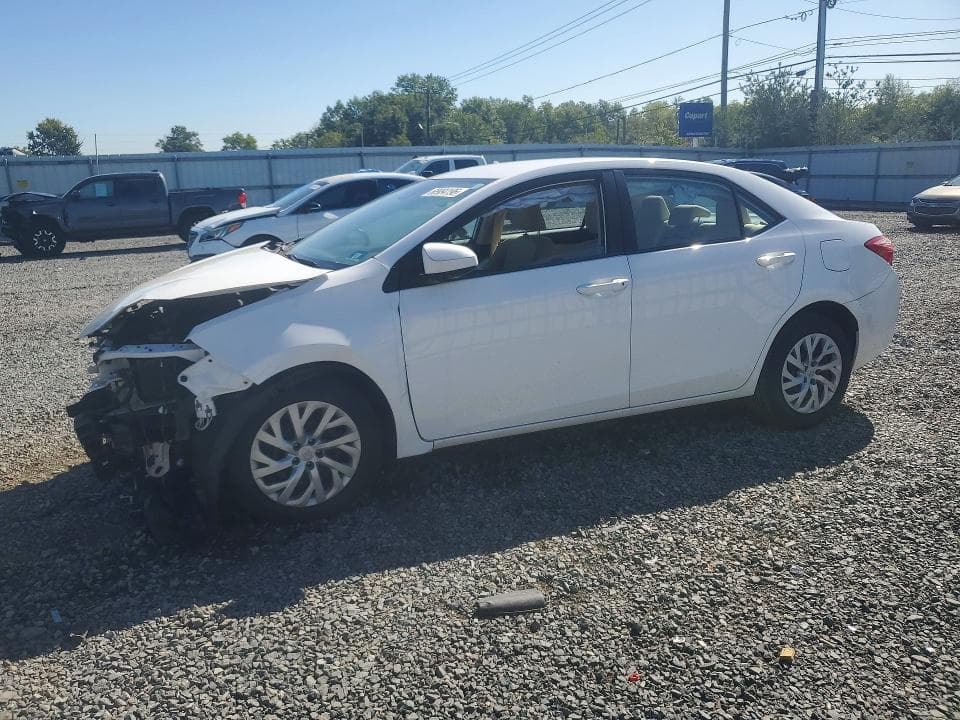 2018 TOYOTA COROLLA LE - 1