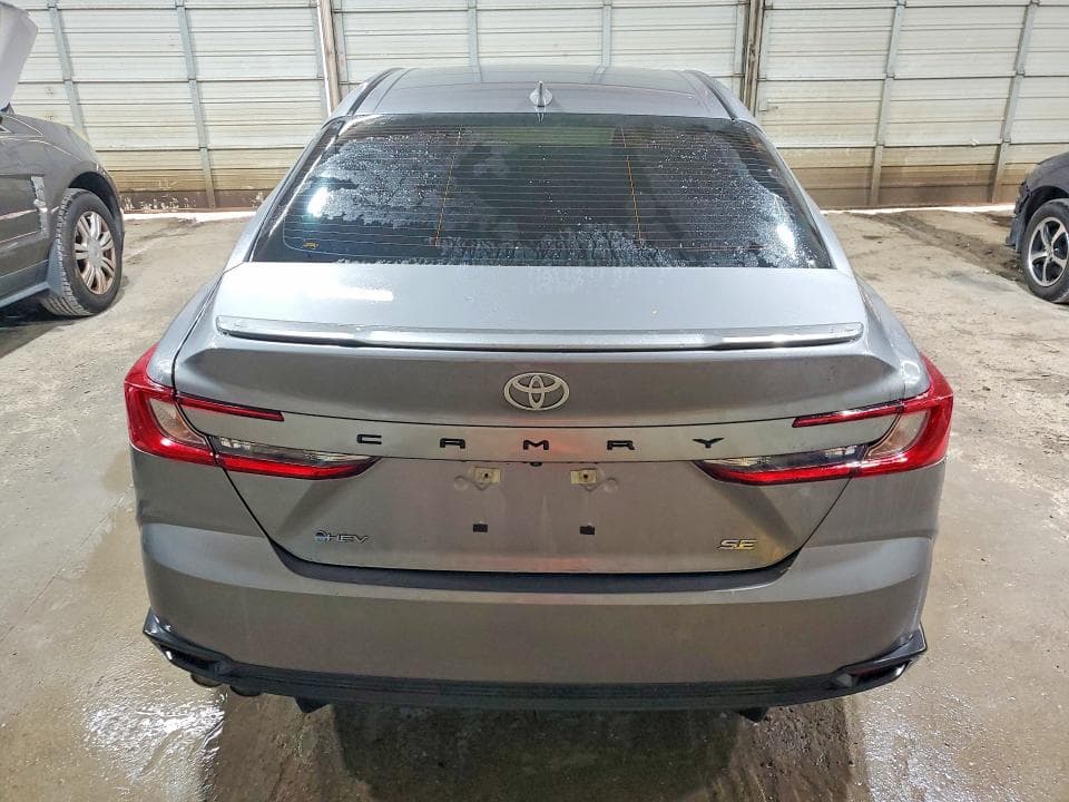 2026 TOYOTA CAMRY SE 6