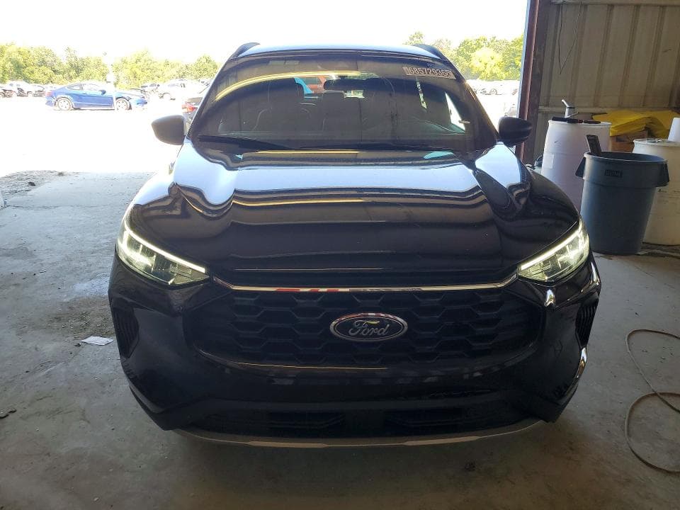 2025 FORD ESCAPE ST LINE 5