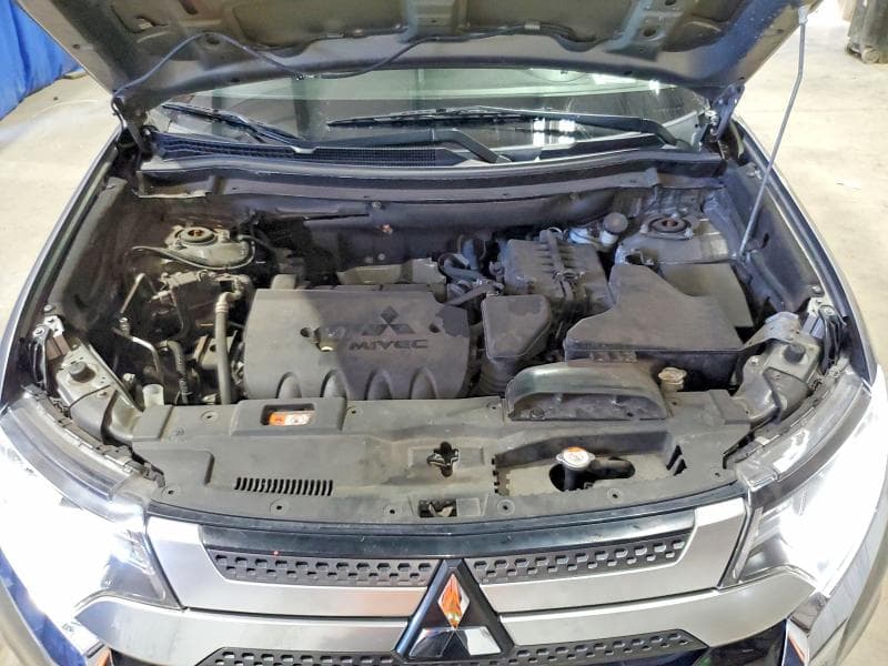 2020 MITSUBISHI OUTLANDER ES 12