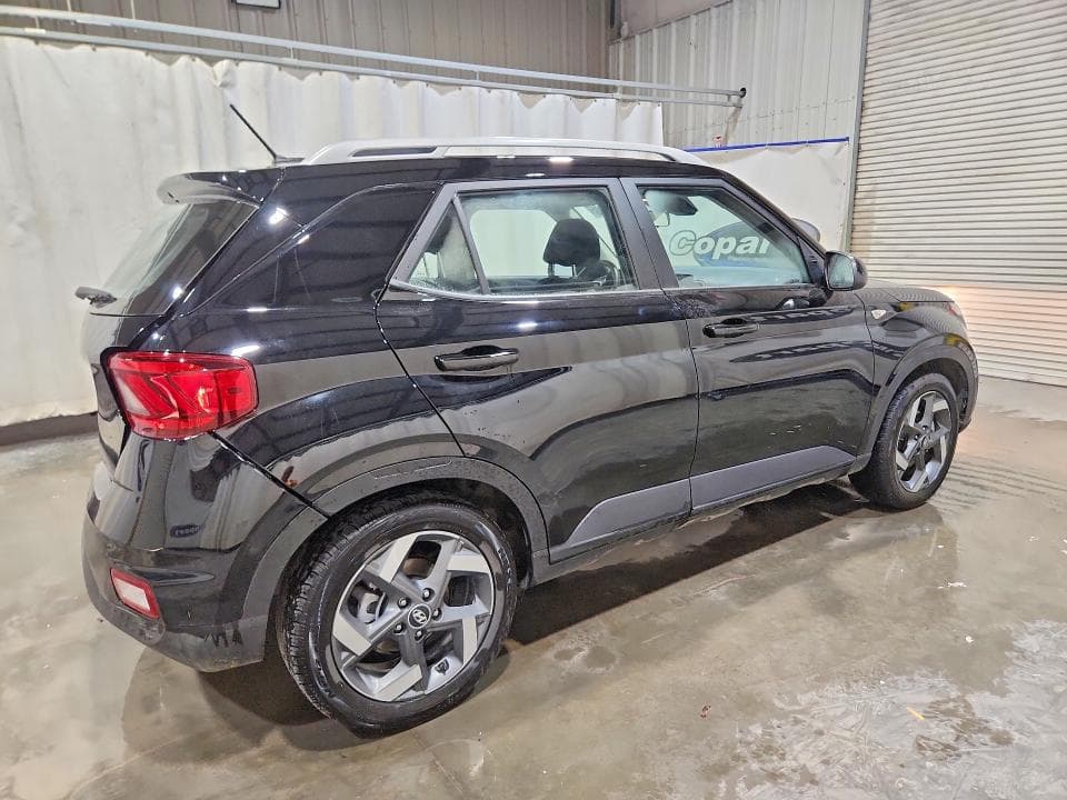 2026 HYUNDAI VENUE SEL 3