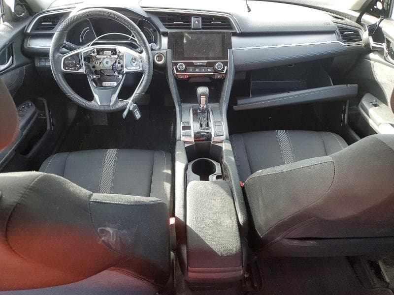 2018 HONDA CIVIC EX 8