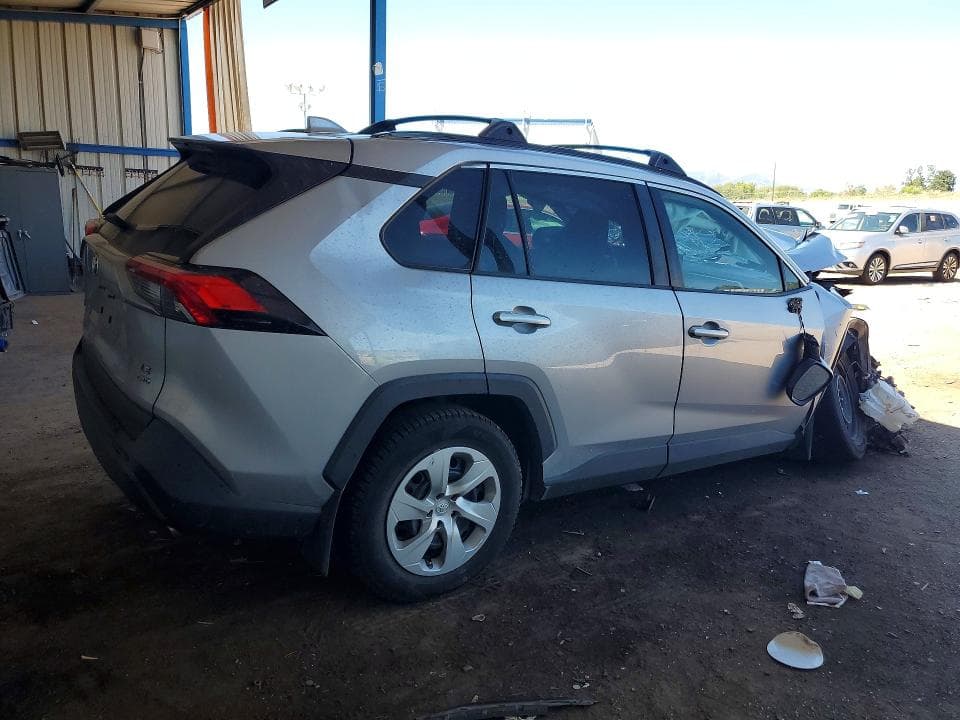 2019 TOYOTA RAV4 LE 3