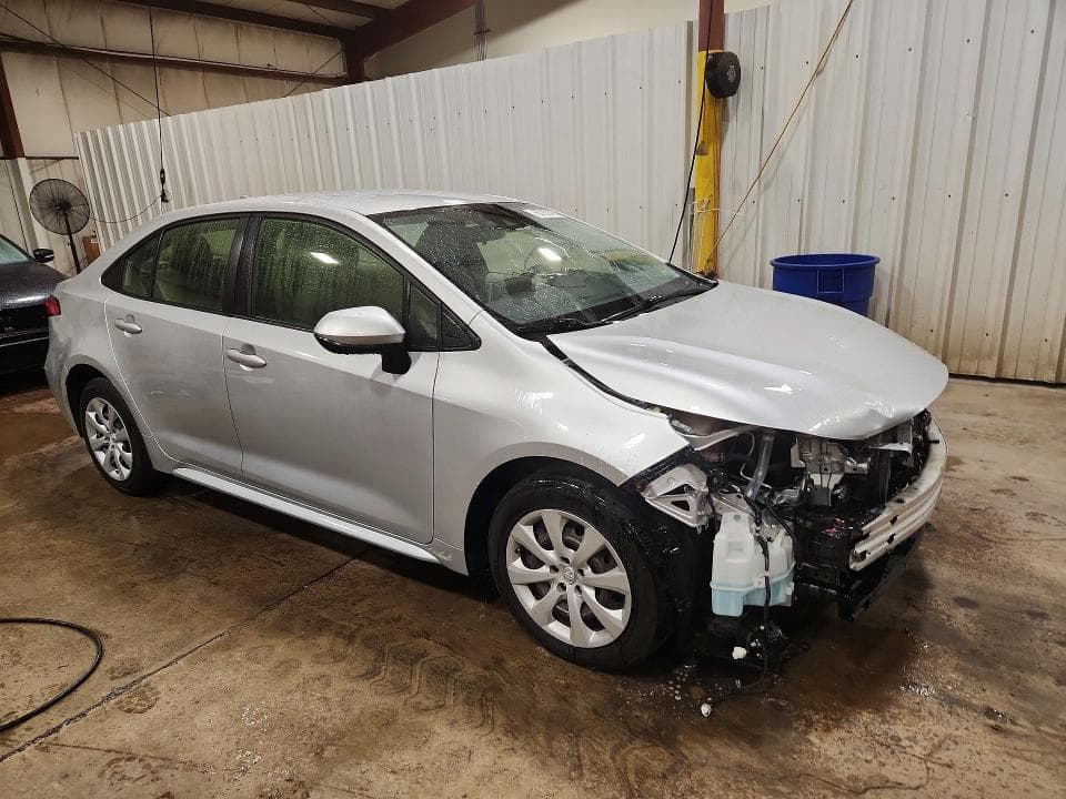 2021 TOYOTA COROLLA LE 4