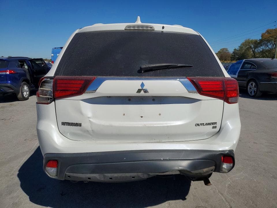 2018 MITSUBISHI OUTLANDER SE 6
