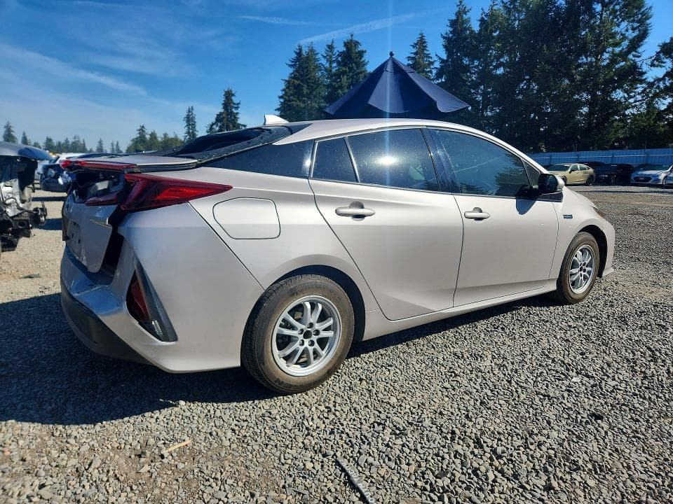 2018 TOYOTA PRIUS PRIME PREMIUM 3