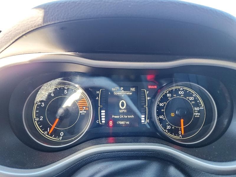 2018 JEEP CHEROKEE LATITUDE PLUS 9